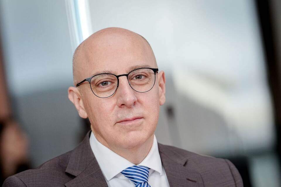 Öffentliche Anhörung der Präsidenten der Nachrichtendienste Öffentliche Anhörung der Präsidenten der Nachrichtendienste