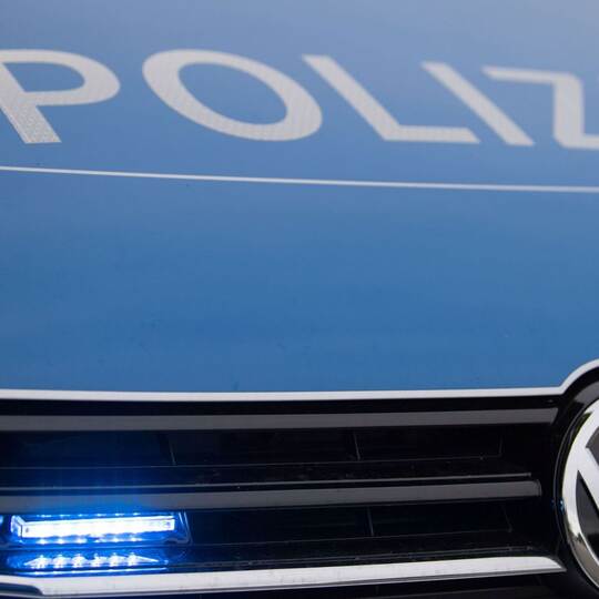 Polizei - Symbolbild Polizei - Symbolbild